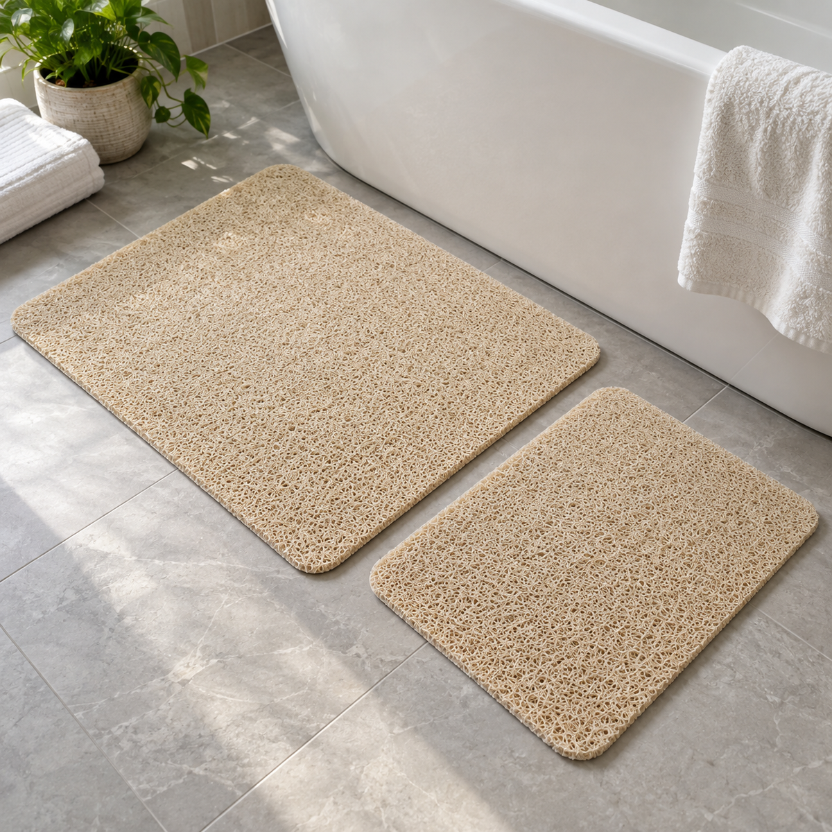 Two sizes, four colors, easy to rinse